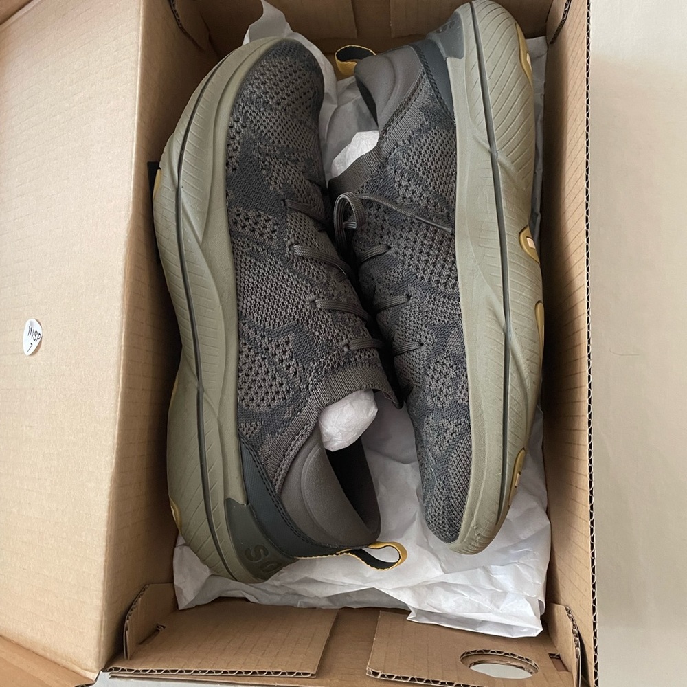 Sorel explorer sneaker